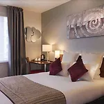 Hotel Izzy 3*