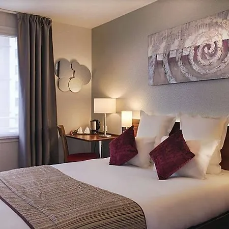 Hotell Izzy 3*