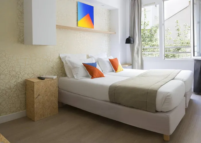 Izzy Hotel Issy-les-Moulineaux