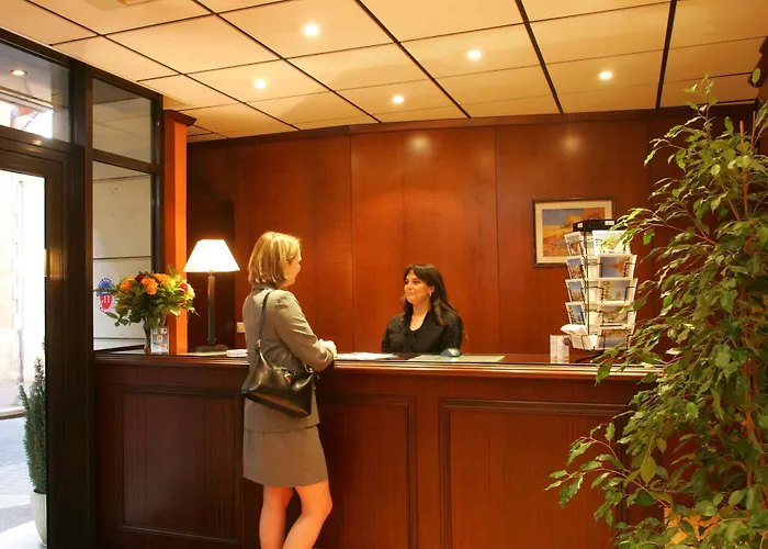 Izzy Issy-les-Moulineaux